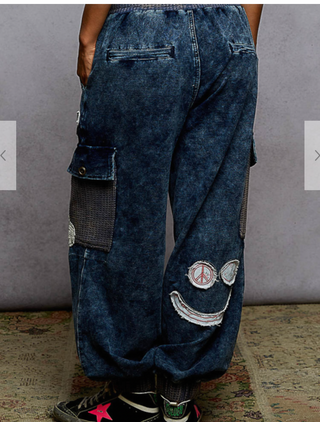 Smiley joggers - PREORDER