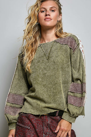 The Lilac Floral Garden Top - GREEN