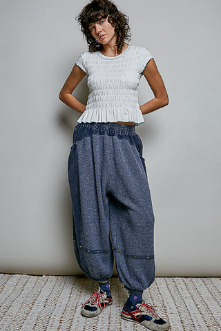 The Pumpkin Kisses Kniteed Joggers - NAVY