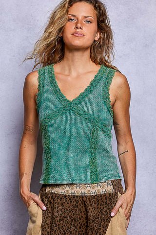 The Cross My Heart Lace Tank - GREEN