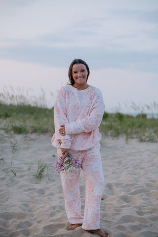 The Coastal Cottage Quilted Crew