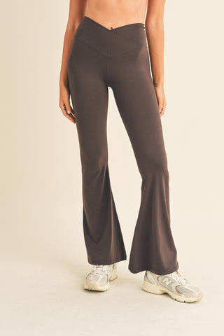 Criss Cross Flare Leggings - Chocolate