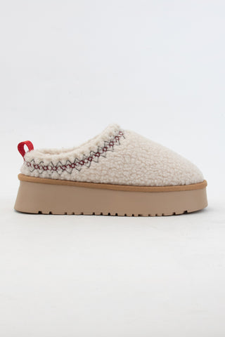 Cozy Sherpa Slippers - WHITE