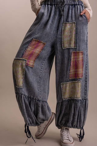 The Palm Breeze Patch Pants