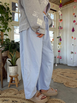 The Olivia Barrel Pants - BLUE