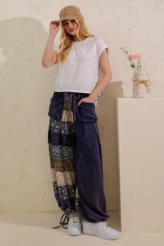 Garden Gypsy Floral Pants - NAVY