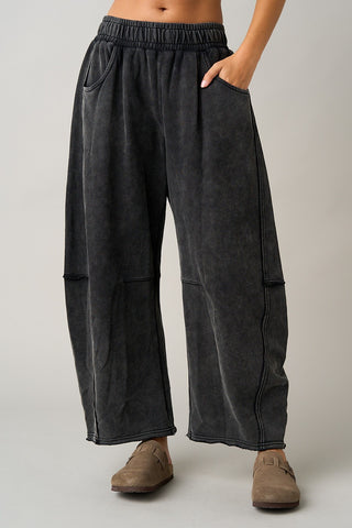 The Gina Fleece Barrels - BLACK
