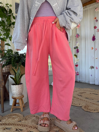 The Olivia Barrel Pants - PINK