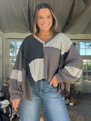 Cinnamon Stroll Top - CHARCOAL