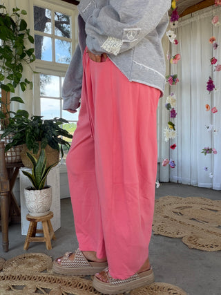 The Olivia Barrel Pants - PINK