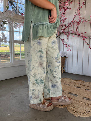 Meadow Daze Barrel Jeans