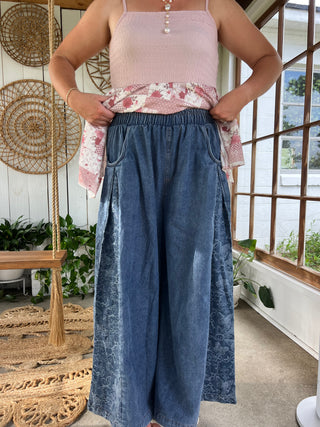 The Autumn Days Wide Leg Pants