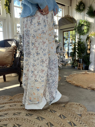 Confetti Blues Denim Jeans - FLORAL