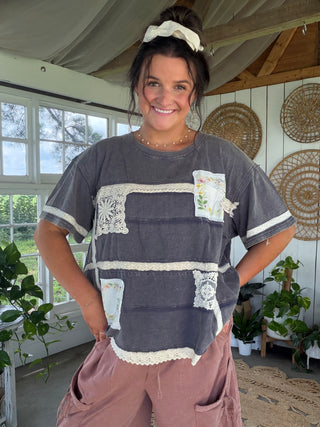 The Coastline Floral Top - NAVY