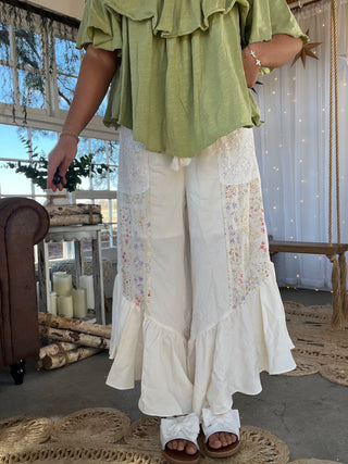 The Tuilip Tide Ruffle Pants