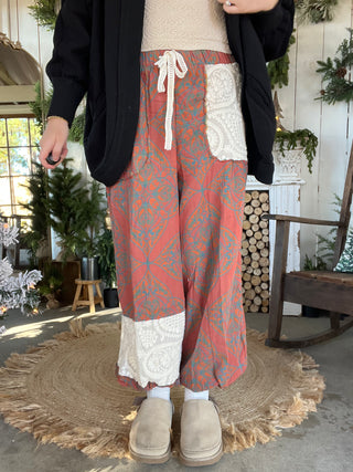 Snowy Meadow Joggers