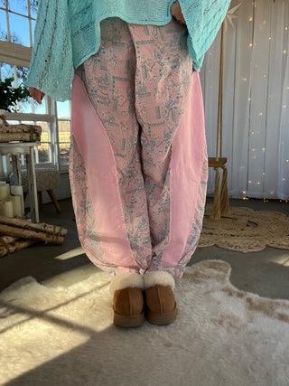 Sweet Spring Time Jeans - PINK