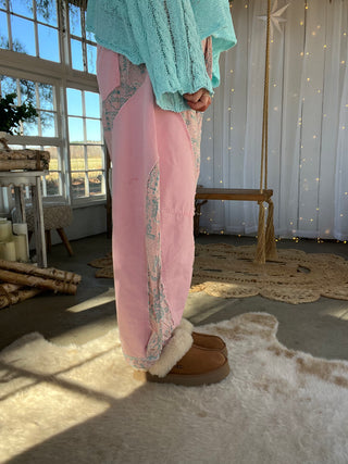 Sweet Spring Time Jeans - PINK