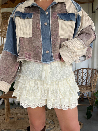 Ruffle Coast Shorts - CREAM