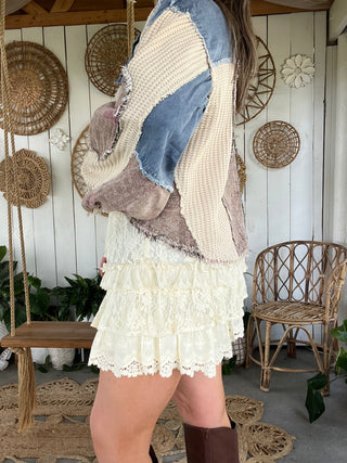 Ruffle Coast Shorts - CREAM