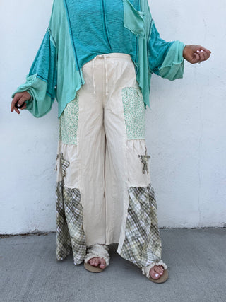 Shooting Star Wide Leg Pants - TAN