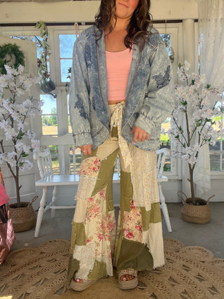 Where The Flowers Drift Patchwork Pants - GREEN