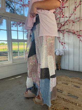 Where The Flowers Drift Patchwork Pants - DENIM