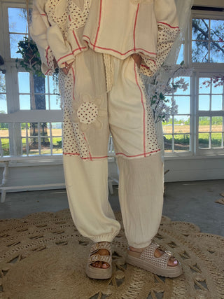 The Brailey Patch Pants - CREAM