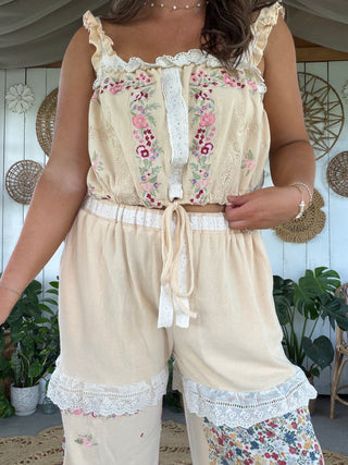 The Azalea Garden Tank - CREAM