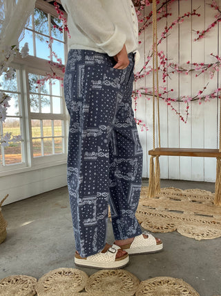 The Paisley Barrel Jeans - NAVY