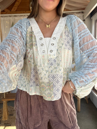 The Amora Lace Top - BLUE