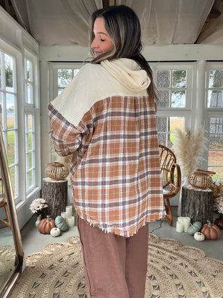 The Soft Hazelnut Plaid Hooide