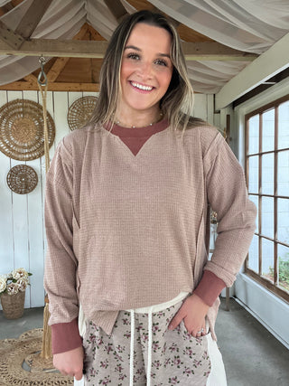 The Wander Free Pullover - RUST