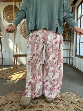 The Farmers Market Floral Pants - BLUSH