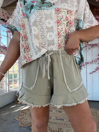 The Luma Ruffle Shorts - OLIVE