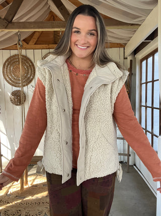 The Rory Sherpa Vest - CREAM