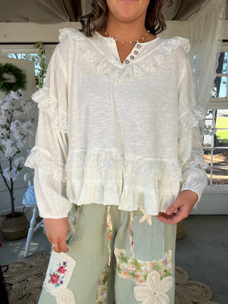 Lila Ruffle Blouse - WHITE