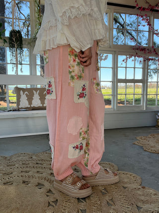 The Palm Springs Floral Patch Pants - PINK