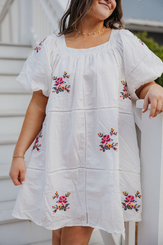 The Tide Water Romance Dress - WHITE
