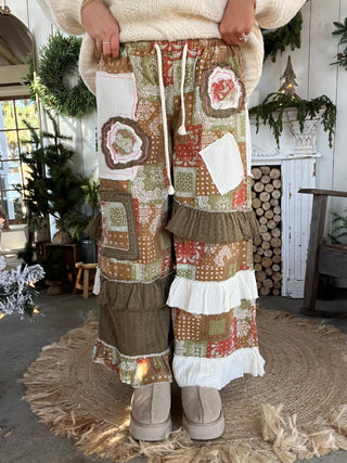 The Frost Ruffle Pants - CAMEL