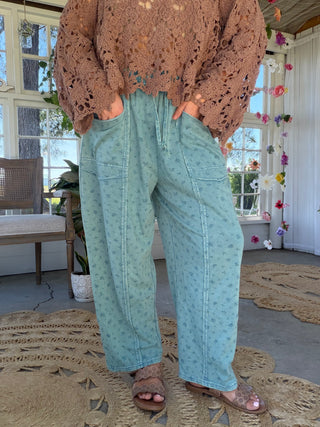 The Postcard From Paradise Barrel Pants - BLUE