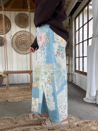 The Illusions Printed Barrel Jeans