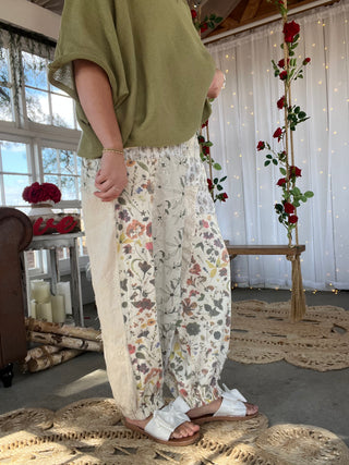 The Whimsy Floral Pants - CREAM