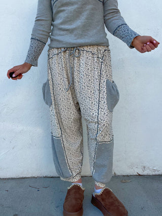 Waylon Floral Joggers - GREY