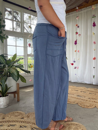 The Annie Barrel Pants - NAVY