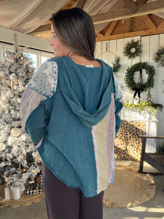 The Dark Sea Pullover - TEAL