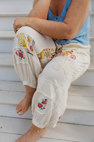 The Palm Springs Floral Patch Pants - CREAM