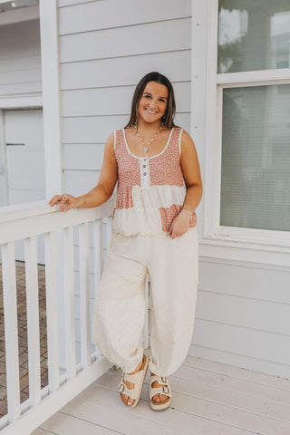 The Eyelet Coast Joggers - CREAM