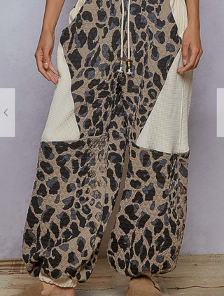 The Bonfire Nights Joggers - LEOPARD