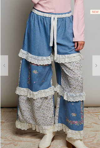 The Azela Garden Embroidered Pants - DENIM